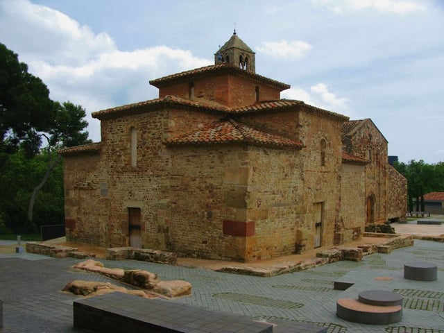 Vista de l’església de Sant Pere de Terrassa, un lloc històric i cultural de la ciutat.