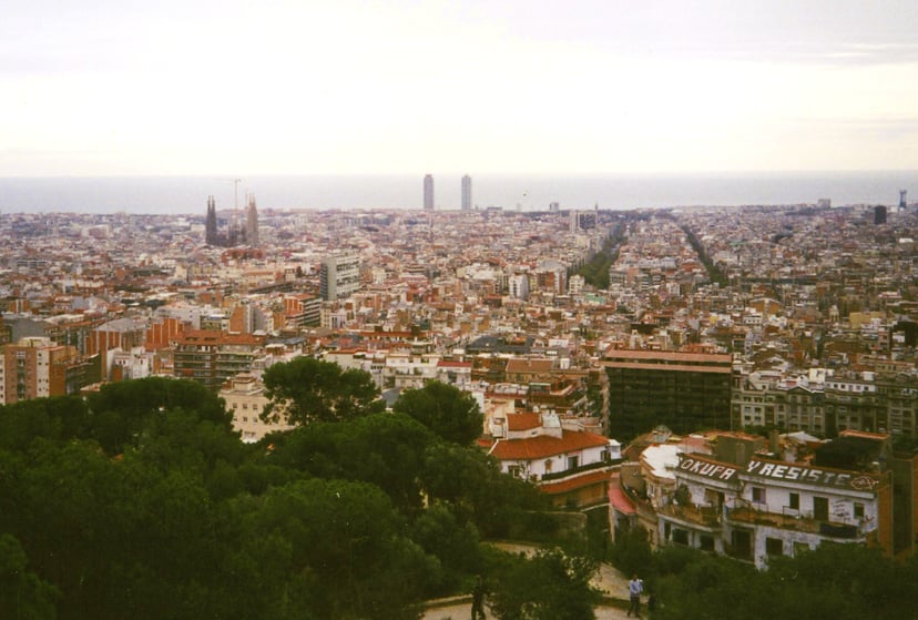 Vista panoràmica des del Parc Güell. La ciutat aposta per espais verds i sostenibles.